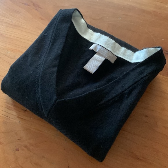 BANANA REPUBLIC - Longline Merino V-neck Sweater - Picture 7 of 8